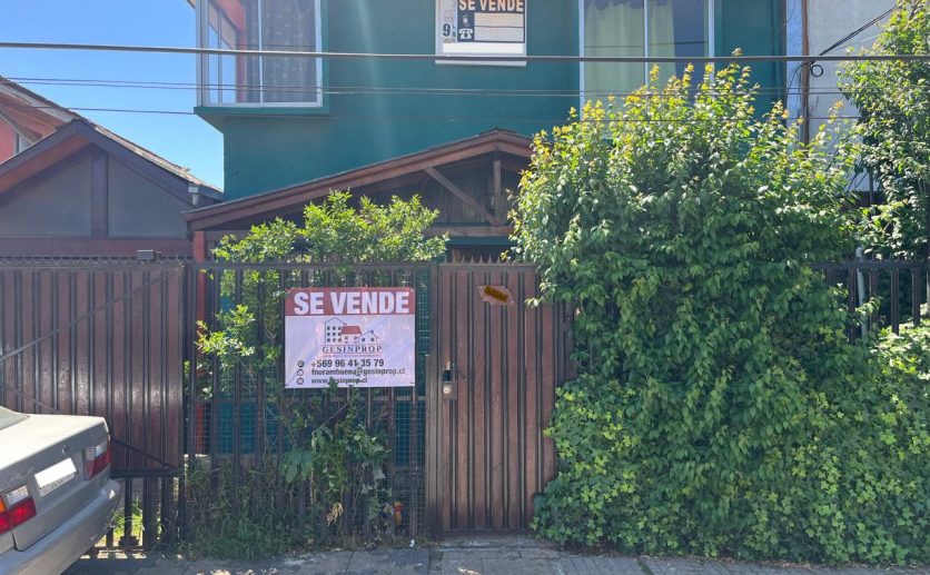 Se Vende Casa Ampliada y Regularizada en Villa Los Héroes, Maipú.