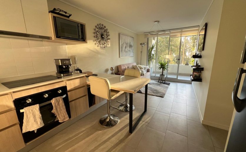 Se Vende Departamento Semi Nuevo, Condominio Costa Algarrobo, Mirasol.