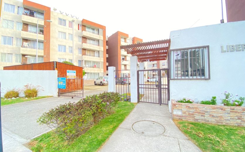 Se Vende Departamento Frente A Mall Puertas Del Mar, La Serena.